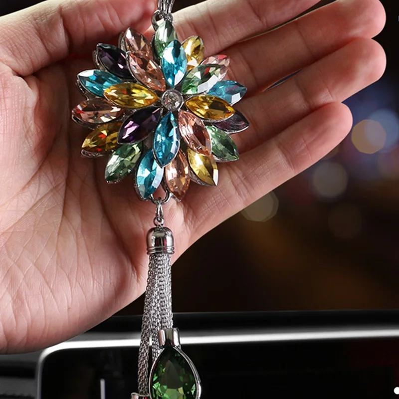 Xmas Car Pendant Crystal Flower Petals Charms Auto Rearview Mirror Hanging Ornaments Automobile Interior Decoration Gifts