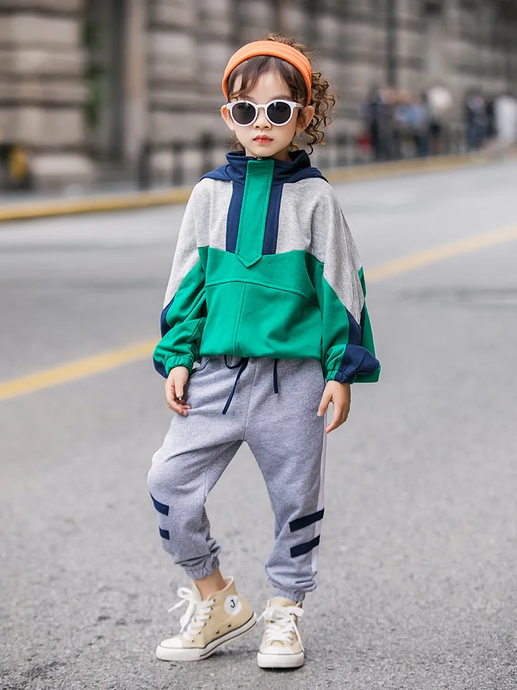 

Kids Clothing