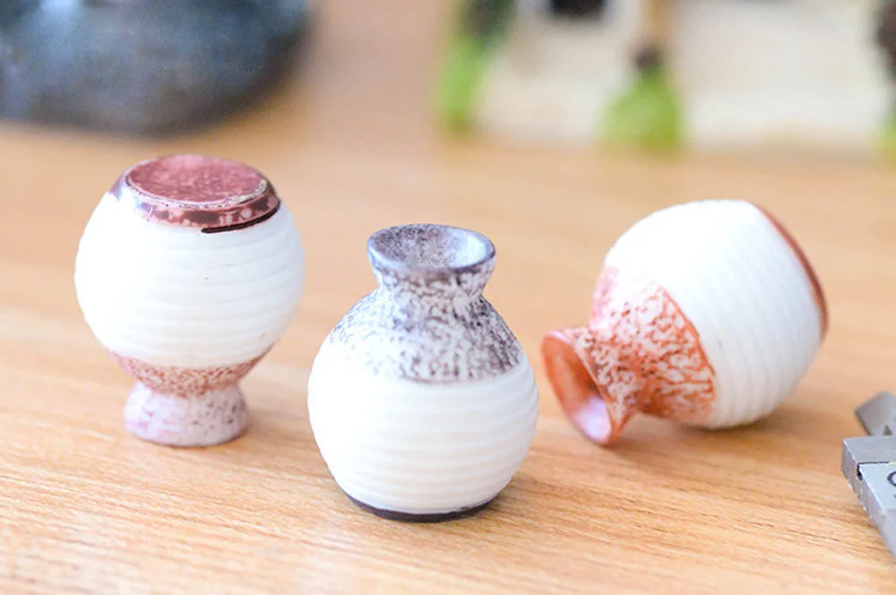 

20#Resin Miniature Small Mouth Vase DIY Craft Accessory Home Garden Decoration Resin vase small ornaments mini crafts decoration