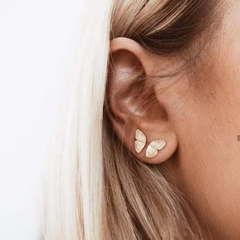 

2020 Fashion Mini Size Gold Butterfly Stud Earrings For Women Ladies Fashion Minimal Personalizied Small Butterfly Studs