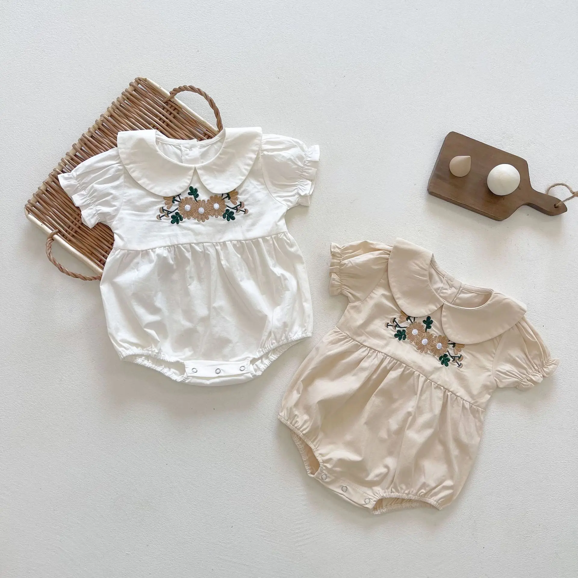 

New Summer Kids Baby Girls Rompers Short Sleeve Peter pan Collar Flower Embroidery Cute Baby Girl's Bodysuit Outfit