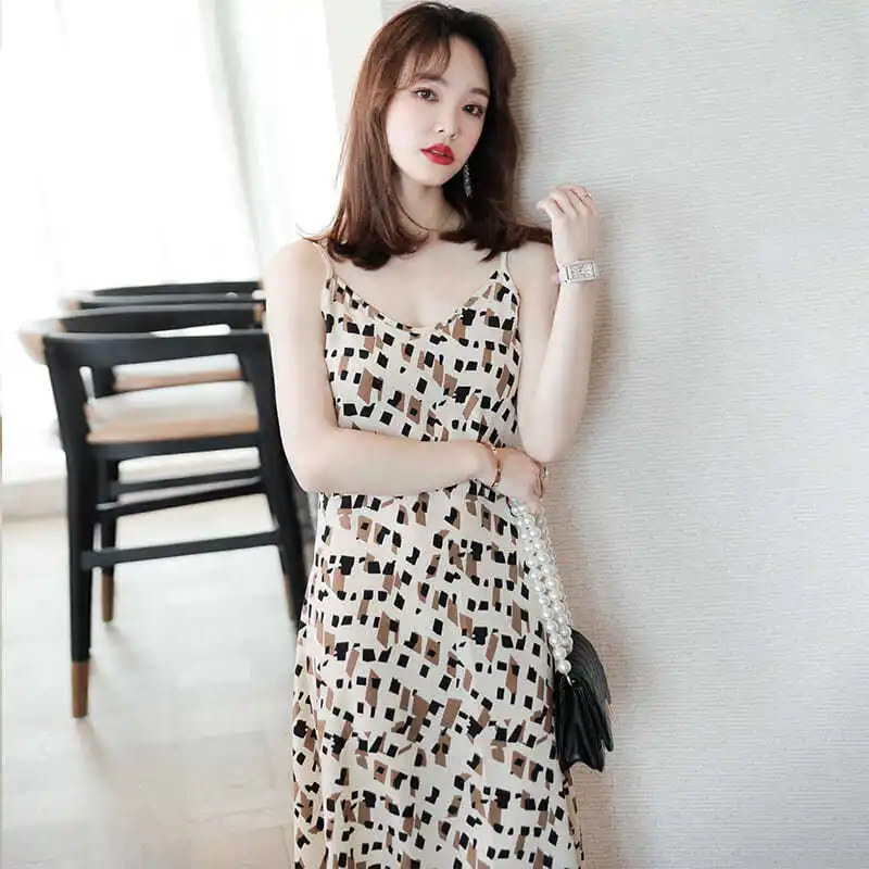 

Printed suspender dress women's summer dress new design sense niche slim temperament A-line skirt shows slim long skirt fashion