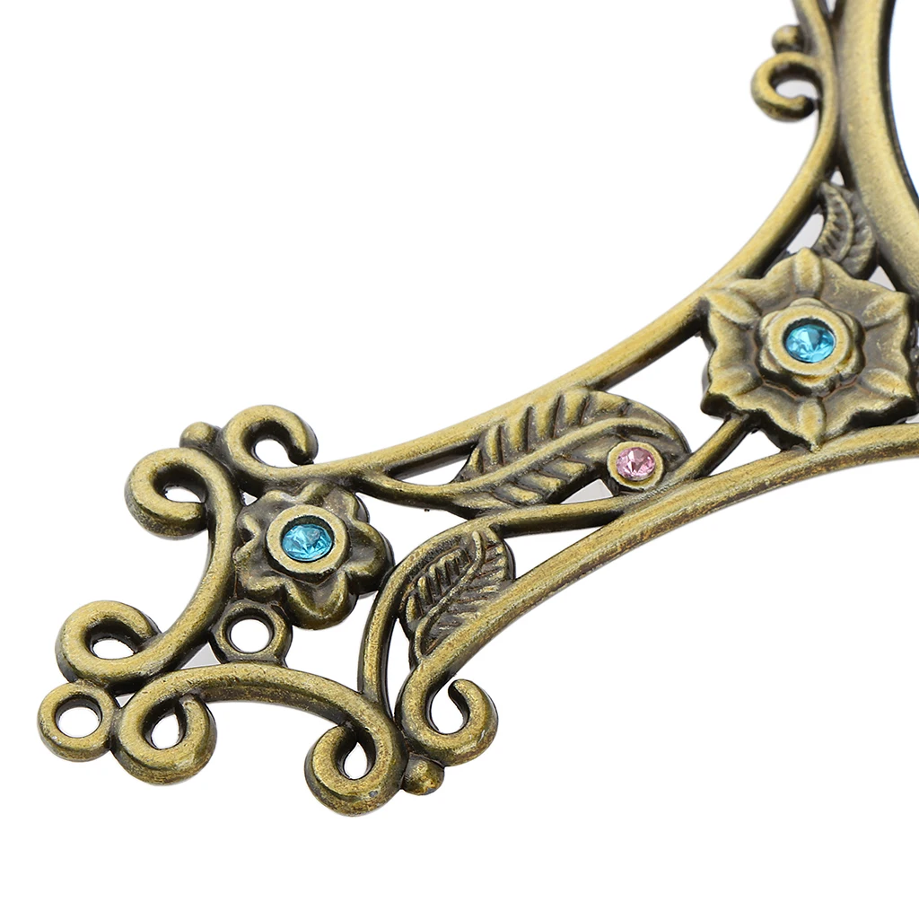 Portable Vintage Hand Held Mirror Travel Compact Makeup Beauty Mirrors Pocket-Sized Metal Glass Mirror Vanity Dresser Decor