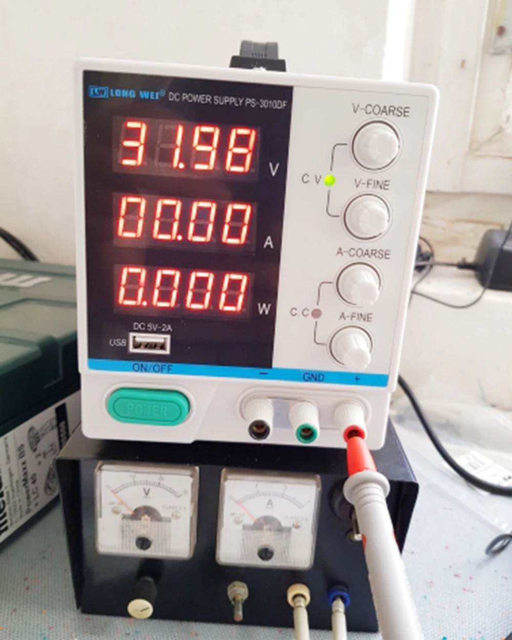 PS-3010DF 4 цифры по ценам от производителя Дисплей 30V 10A лаборатория DC Питание Регулируемый зарядка через usb ремонт переключения регулируется Мощность постав
