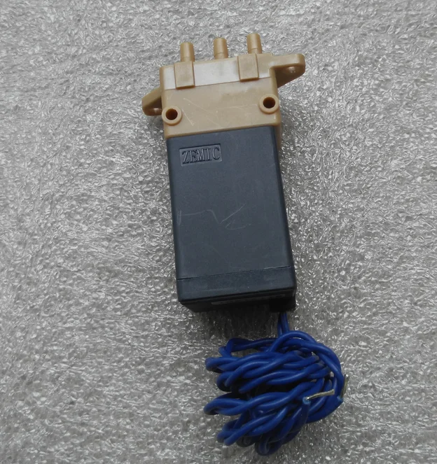 For URIT 5200 URIT 3000 zemic solenoid valve 2 Way and 3 Way URIT-5200 URIT-3000 12V DC 220kPA new 1 piece