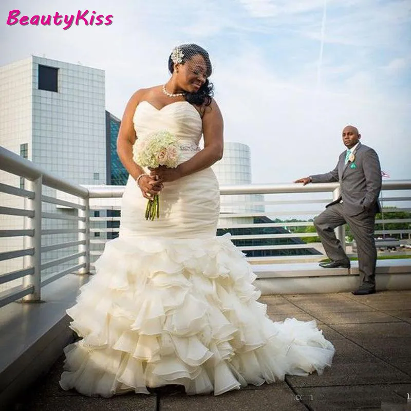 African Plus Size Mermaid Wedding Dress Sweetheart Ruffle Skirt