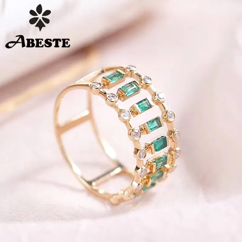 ANI с металлическим ремешком регулируемой длины из 18 ти кратного желтого золота