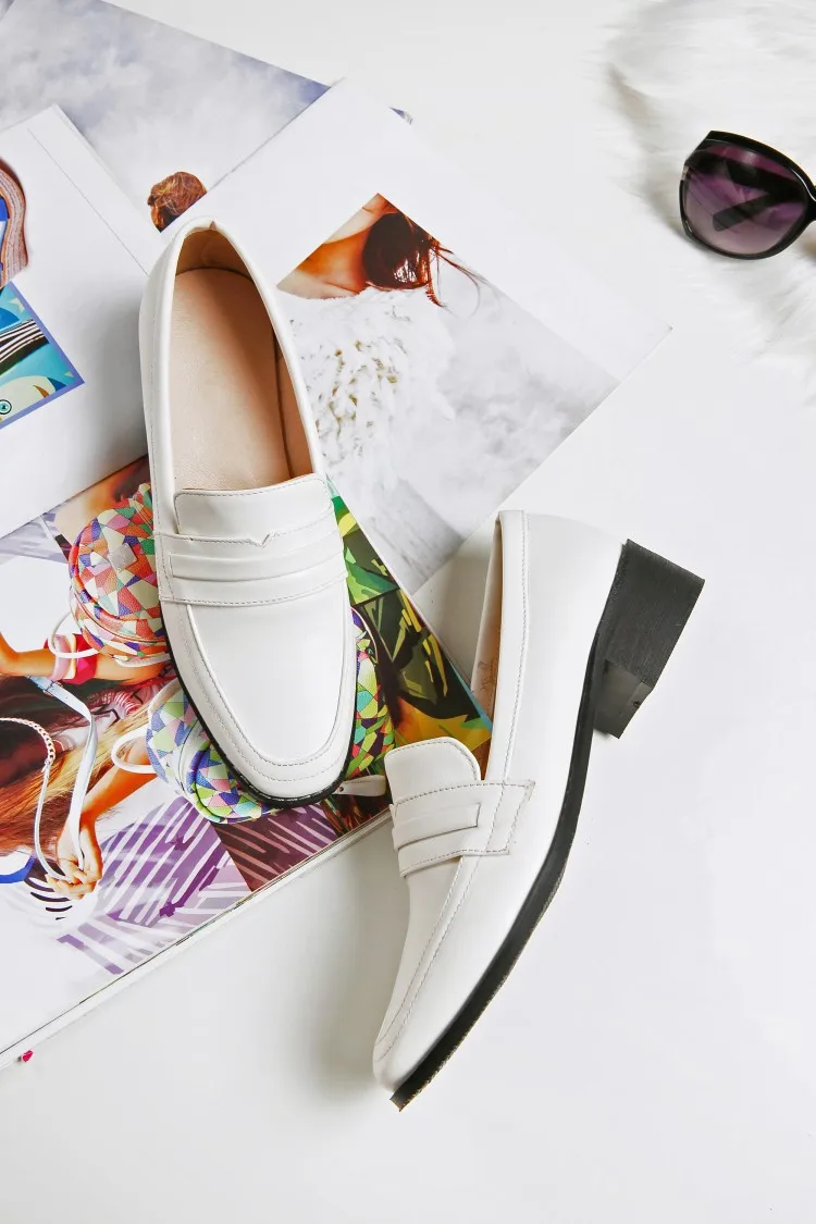 12105330451_1390563750