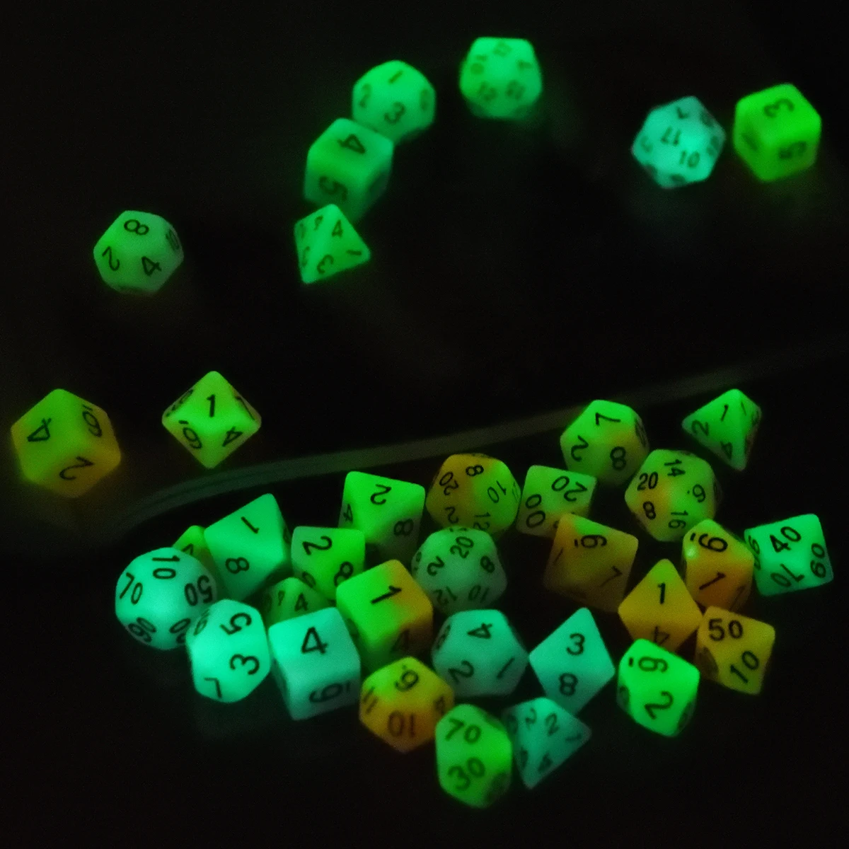 Glow in The Dark Polyhedral 7-Die Two Tone Dice Set D4 D6 D8 D10 D% D12 D20 for Table Games RPG DND