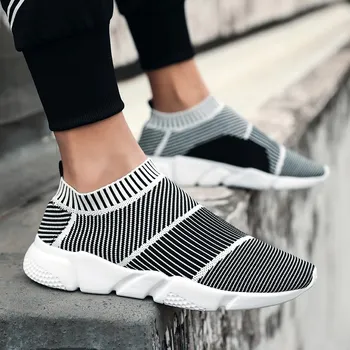 

Socks Shoes Male Summer Sport Breathable Mesh Running Shoes Men Ultra Light Slip on Sneakers Soft Sole Jogging Walking Footwear