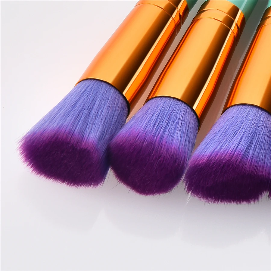 9686941216_1483572470