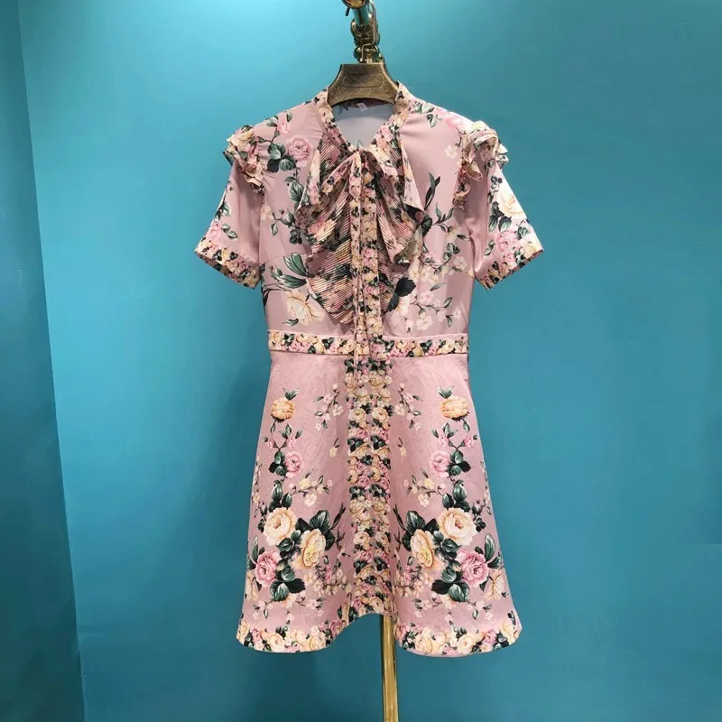 Lente Zomer Boog Lace Up A-lijn Jurk Dames Casual Flower Printing Hoge Kwaliteit Ruches Korte Mouwen Jurken Vrouwelijke Kleding Lente Zomer Boog Lace Up A-lijn Jurk Dames Casual Flower Printing Hoge Kwaliteit Ruches Korte Mouwen Jurken Vrouwelijke Kleding