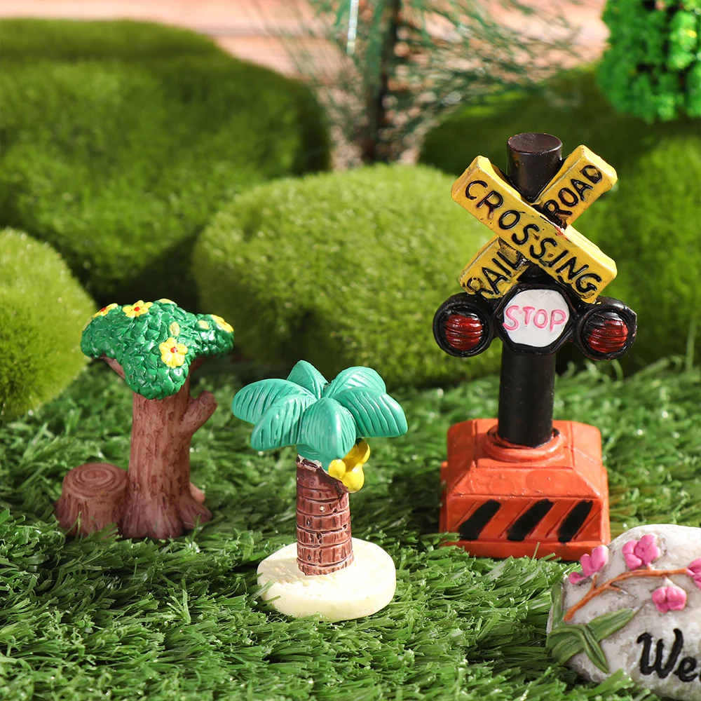 1 Pc Mini Road Sign Simulation Stone Signpost Micro Landscape Doll House Desktop Ornament Resin Craft Gift Fashion Home Decor-3