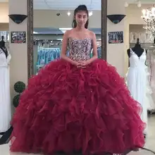 Винный Цвет Сердце органза бальное платье Бальные платья бисер, стразы слоистых оборками развертки поезд платье принцессы для выпускного