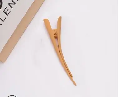 Pregadeira de cabelo mate cor morandi simples e versátil_voghion.com