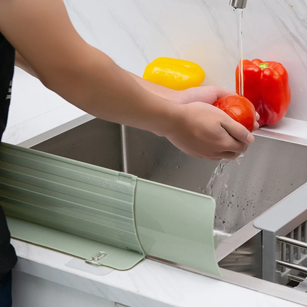 Splash Guard Sink Flap Household Kitchen Suction Cup Kitchen Water Oil Barrier 