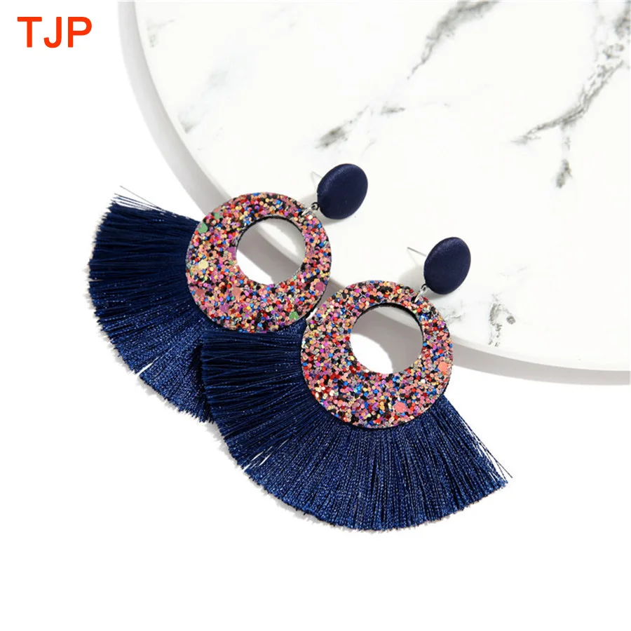 

New Ethnic Retro Sequin Bohemian Tassel Earrings for Women 2019 Statement Earrings Sector Long Big Fringes Drop Dangle Earrings