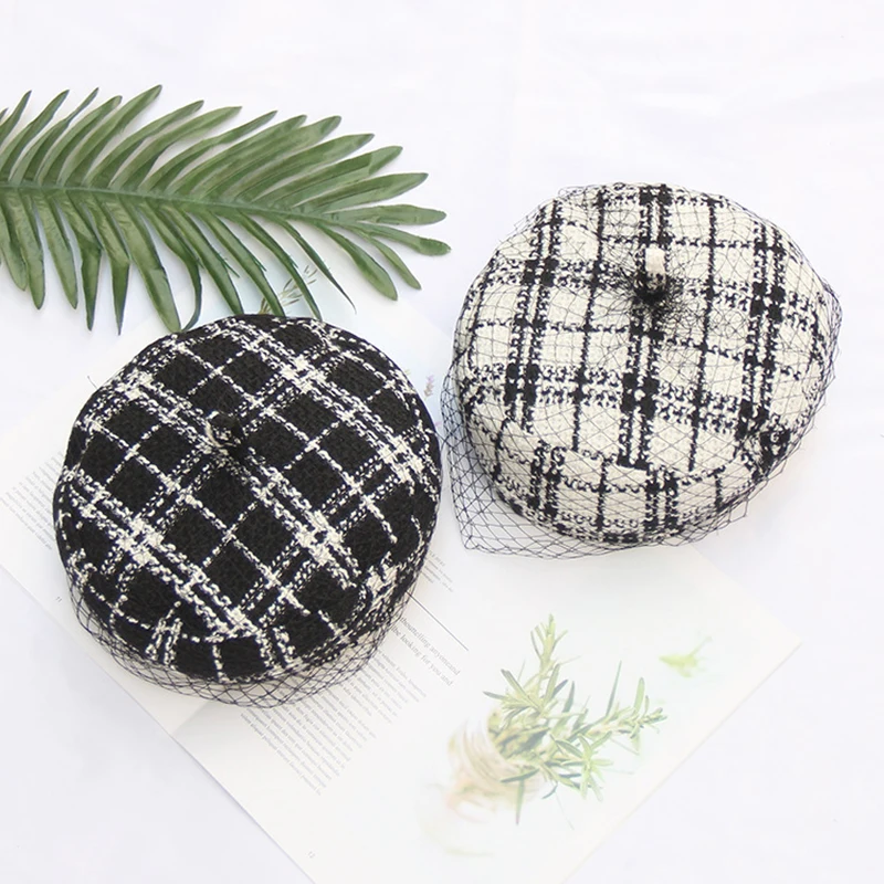 Casquette осенне-зимние черно-белые клетчатые сетчатые береты элегантные женские шляпы для художников шляпы для газетчиков BTM05