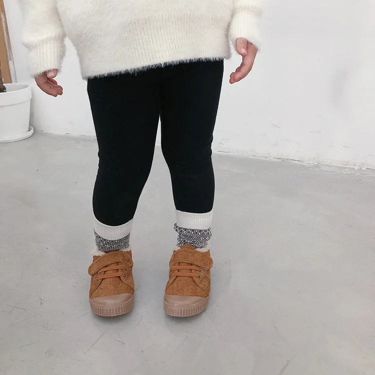 12598600849_1823421814