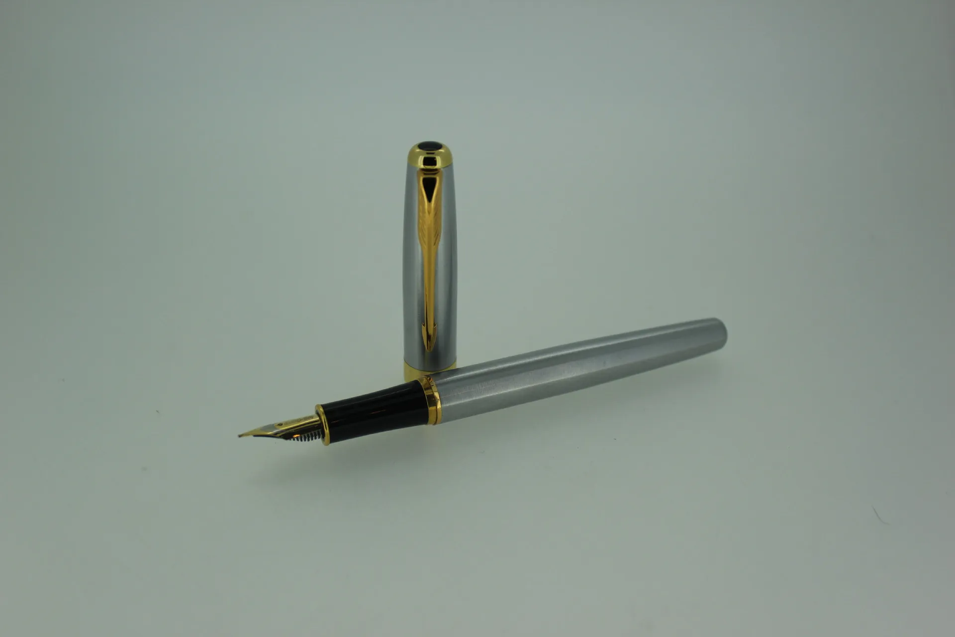 Baoer 388 серия черный и белый с рисунком, полностальная цветная авторучка, роликовая ручка