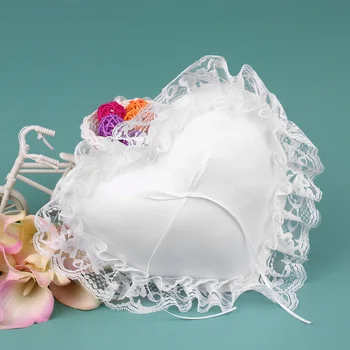 

New Wedding Decoration White Lace Satin Heart Wedding Ring Bearer Pillow Wedding Ceremony Wedding Decor Accessories Supplies
