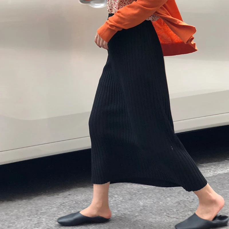 Женские юбки мода Новые Ретро Высокая талия вязанные макси юбки осень зима новые женские шикарные гофрированные длинные юбки богемные женские