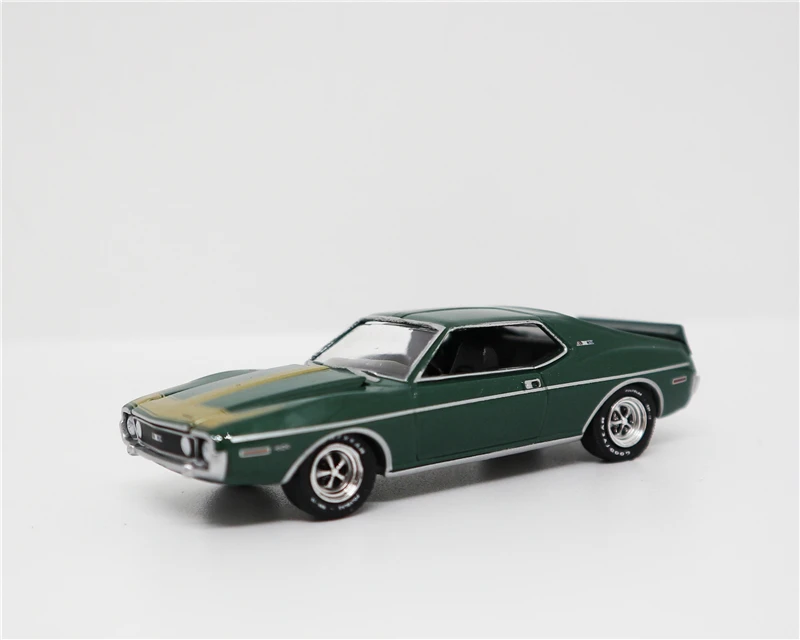 Зеленый светильник 1: 64 1972 AMC Javelin AMX бутик сплава автомобиля игрушки для детей Детские игрушки модель оптом