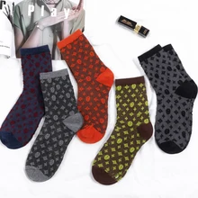 Новые зимние женские удобные носки из хлопка, женские носки s, женские сетчатые красные носки, женские модные короткие носки с буквенным принтом, милые женские носки