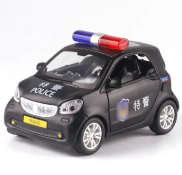 1:32 Масштаб Smart Fortwo литая под давлением металлическая модель автомобиля игрушка автомобиль со звуком светильник Коллекция - Цвет: Розовый