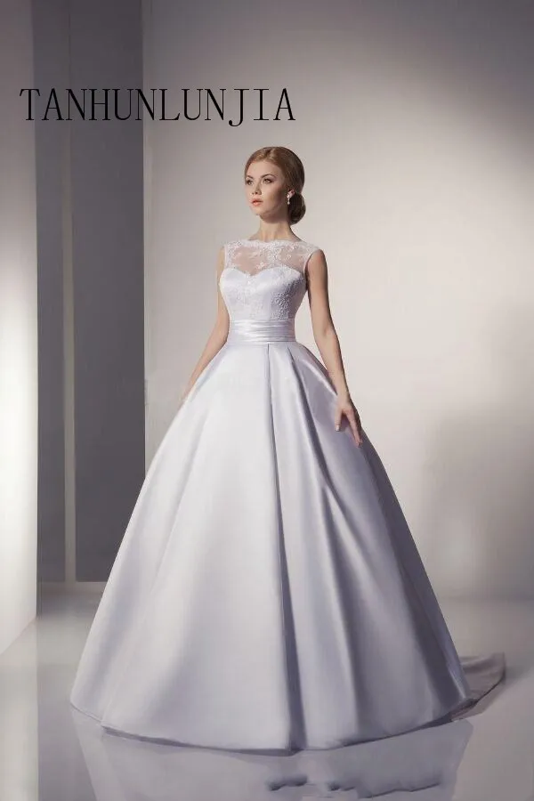 

2020 Ivory Lace Wedding dress A Line Sweetheart Backless Long Bridal Gowns New Arrival Ball Gown Vestido