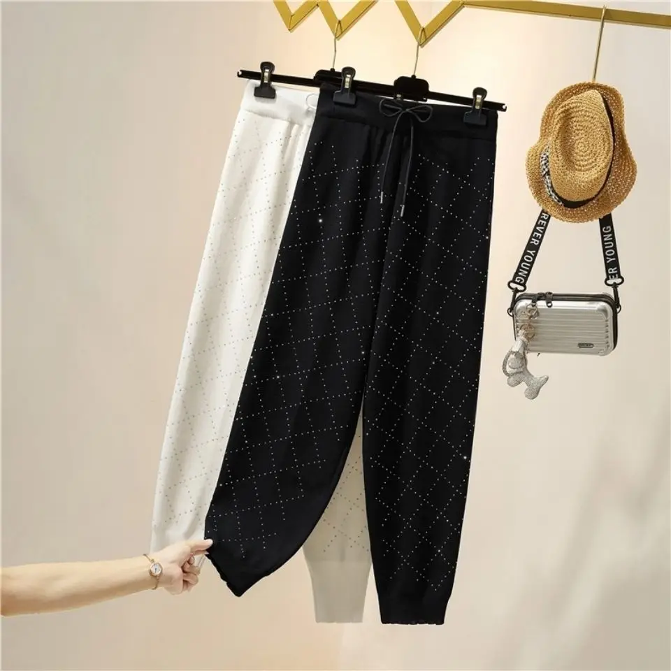 

2021 New Harem Women 's Pants Autumn and Winter Hot Rhinestone Black Knitted