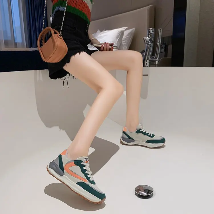 Women's 2021 Spring and Autumn New Casual Flat-bottom Color Matching Light and Trendy Sports Shoes Women Show Small Feet