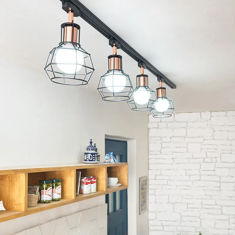 Description Picture 2 of itemRetro Industrial Led Track Light E27 Bulb Track Rail Spotlight LED Lighting Fixture for Clothing Shop Exhibition Display 85-240V