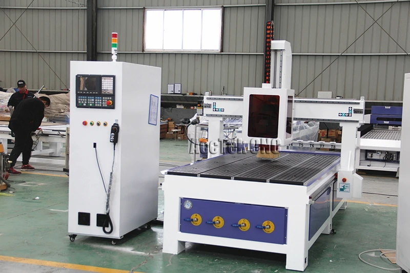 Atc, Деревообработка cnc 3d маршрутизатор воздушно-охлаждающая машина для резки древесины цена 1325 1530 atc фрезерный станок с ЧПУ мотор шпинделя