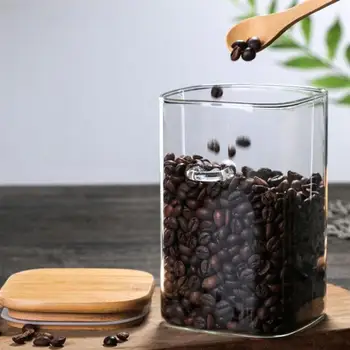 

1 Pc 800ML Square Glass Seal Pot Household Storage Jar with Spoon (Transparent)