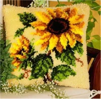 Flowers-2-Cushion-Latch-Hook-Kit-Pillow-Mat-DIY-Craft-Flower-42CM-42CM-Cross-Stitch-Needlework - Цвет: Темный хаки