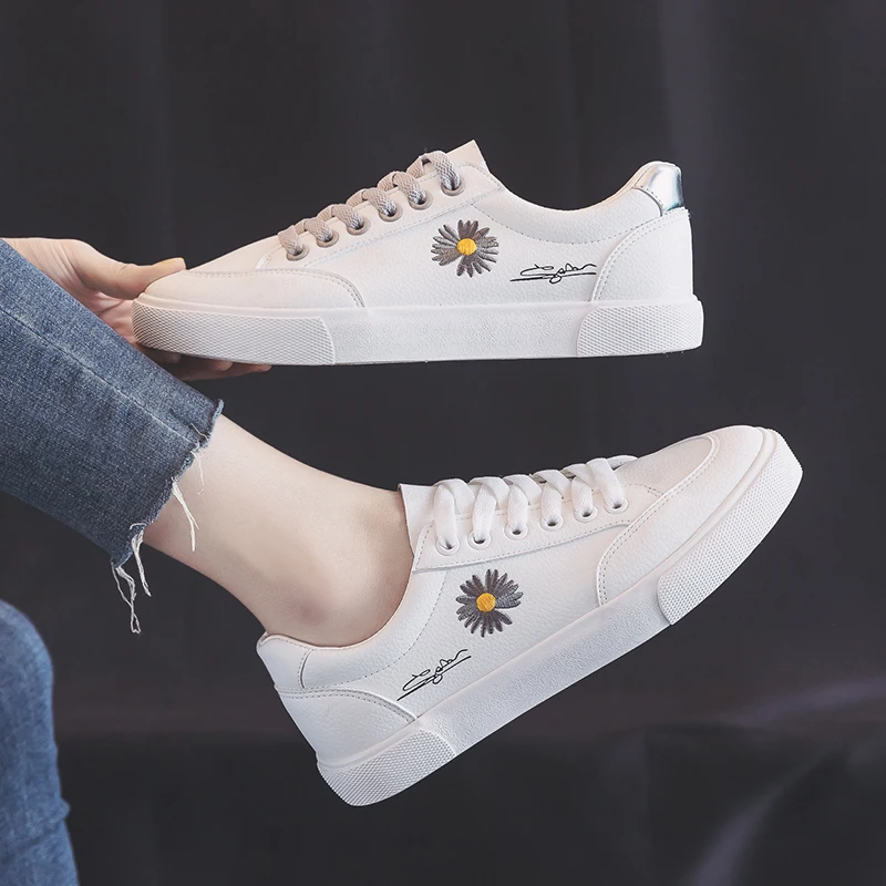 Wild basic/маленькие белые туфли для женщин Модель 2020 года Сезон весна Новые