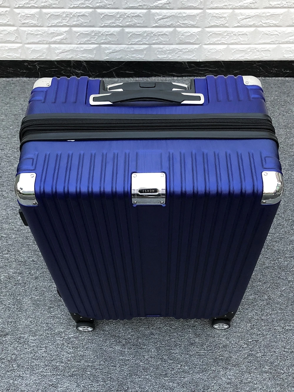 20/26/30 inch checked Luggage with Spinner Wheels