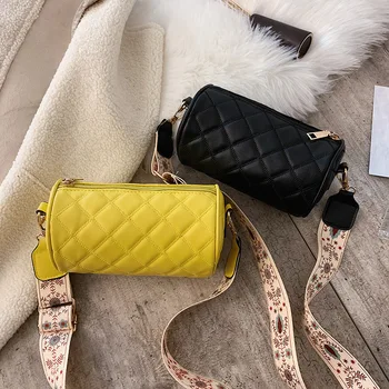 

Bag Autumn New Women's Bag Rhombus Embroidery Thread round Bag Shoulder/Crossbody Bag