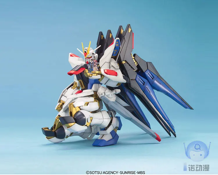 MG 1/100 Гандам модель ZGMF-X20A Страйк Фридом Полный режим взрыва Gundam SEED DESTINY мобильный костюм детские игрушки BANDAI