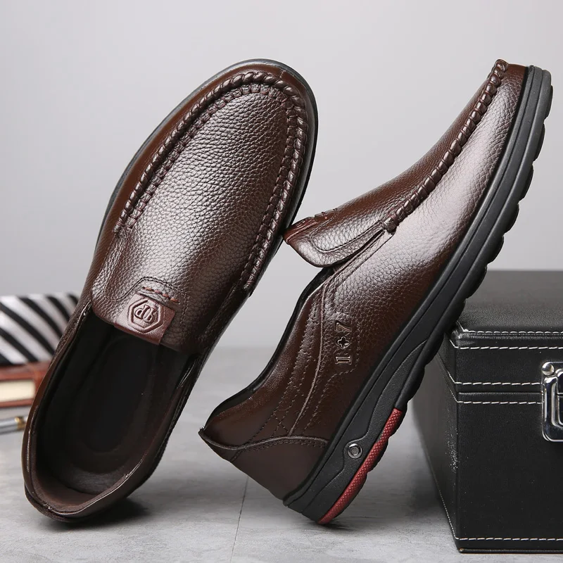 

2019 New Plus Size 48 Solid Men Casual Leather Shoes Slip On Lazy Single Shoes Man Loafers Business Office Work Shoes For Male