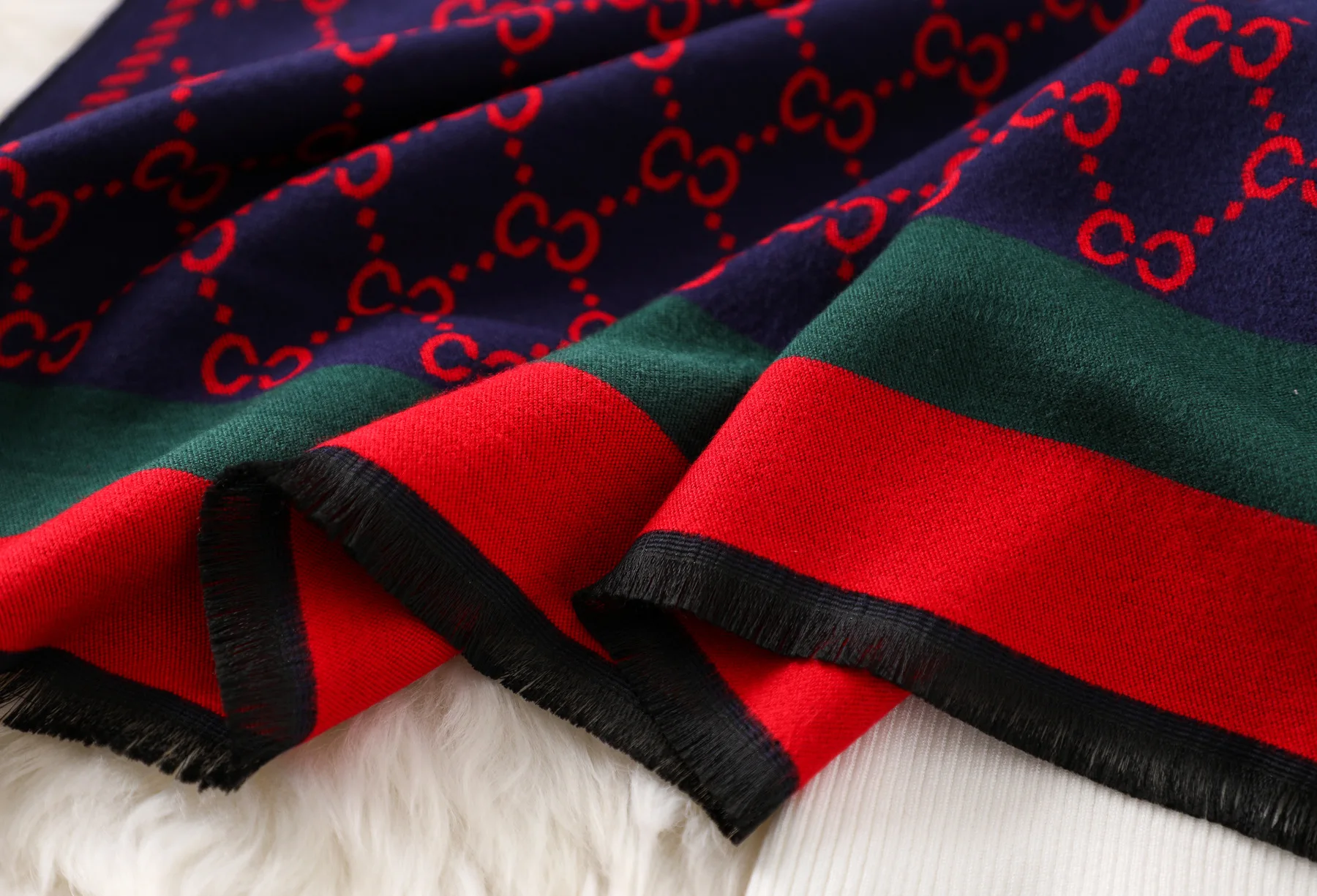 New autumn and winter fashion warm cashmere scarf Women imitation cashmere thickening soft warm long paragraph shawl Daily scarf