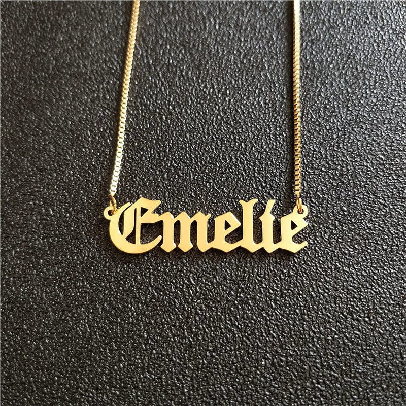 Цепочка с вертикальной коробкой, подвесное ожерелье с табличкой, на заказ, Старое Английское имя, подвеска, ожерелье для женщин, ювелирное изделие, индивидуальный подарок - Окраска металла: Old English