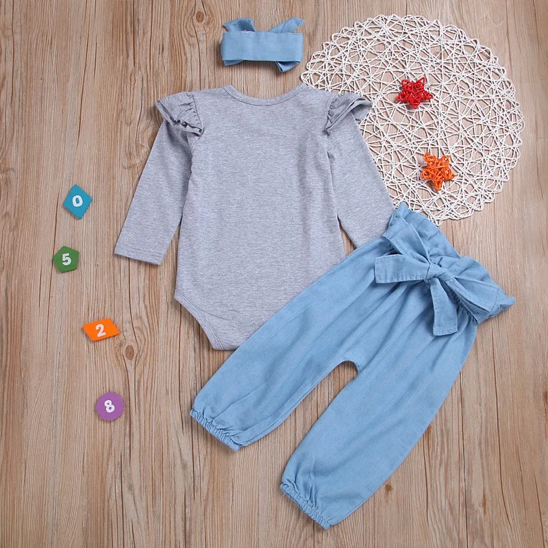 Одежда для новорожденных девочек; серая одежда с длинными рукавами и синие брюки и повязка на голову с бантом; костюм из трех предметов