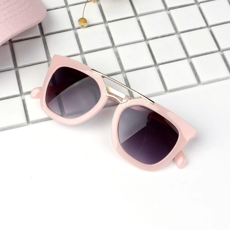 Kids Sunglasses Girls Boys luxury Brand Designer Vintage Children's Sun Glasses UV400 Shade Lovely Baby Goggles Eyewear