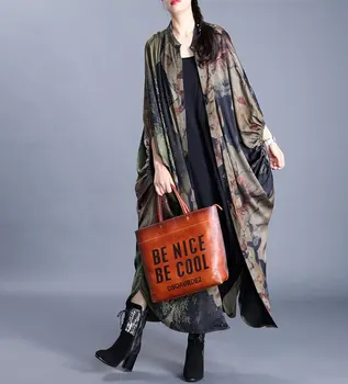 

Fashion Stand Up Collar Cardigan Bat Sleeve Long Coat for Women 2020 New Chinese Style Silk Printing Single Breasted Loose Coat