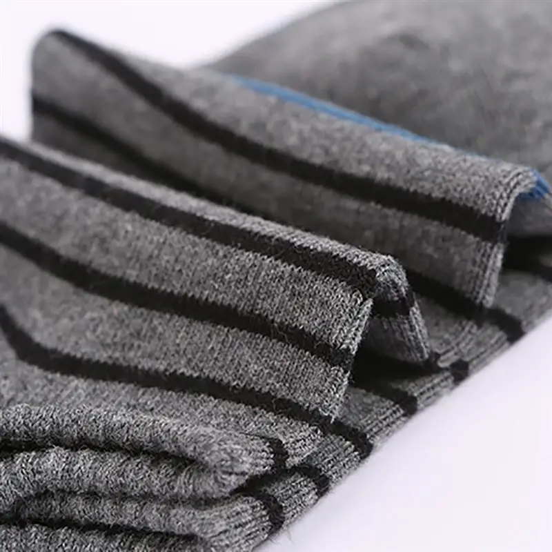 5 Pairs Solid Color Men Socks Fashion Casual Moisture-Wicking Breathable Crew Socks High Ankle Socks Clothing Accessories