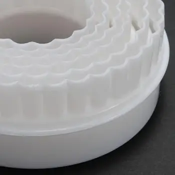

6Pcs/Set Round Plastic Scalloped Fluted Cookie Pastry Biscuit Cutter Cake Decor Round Bread Cake Slicer Cutter Mold Cake Tools