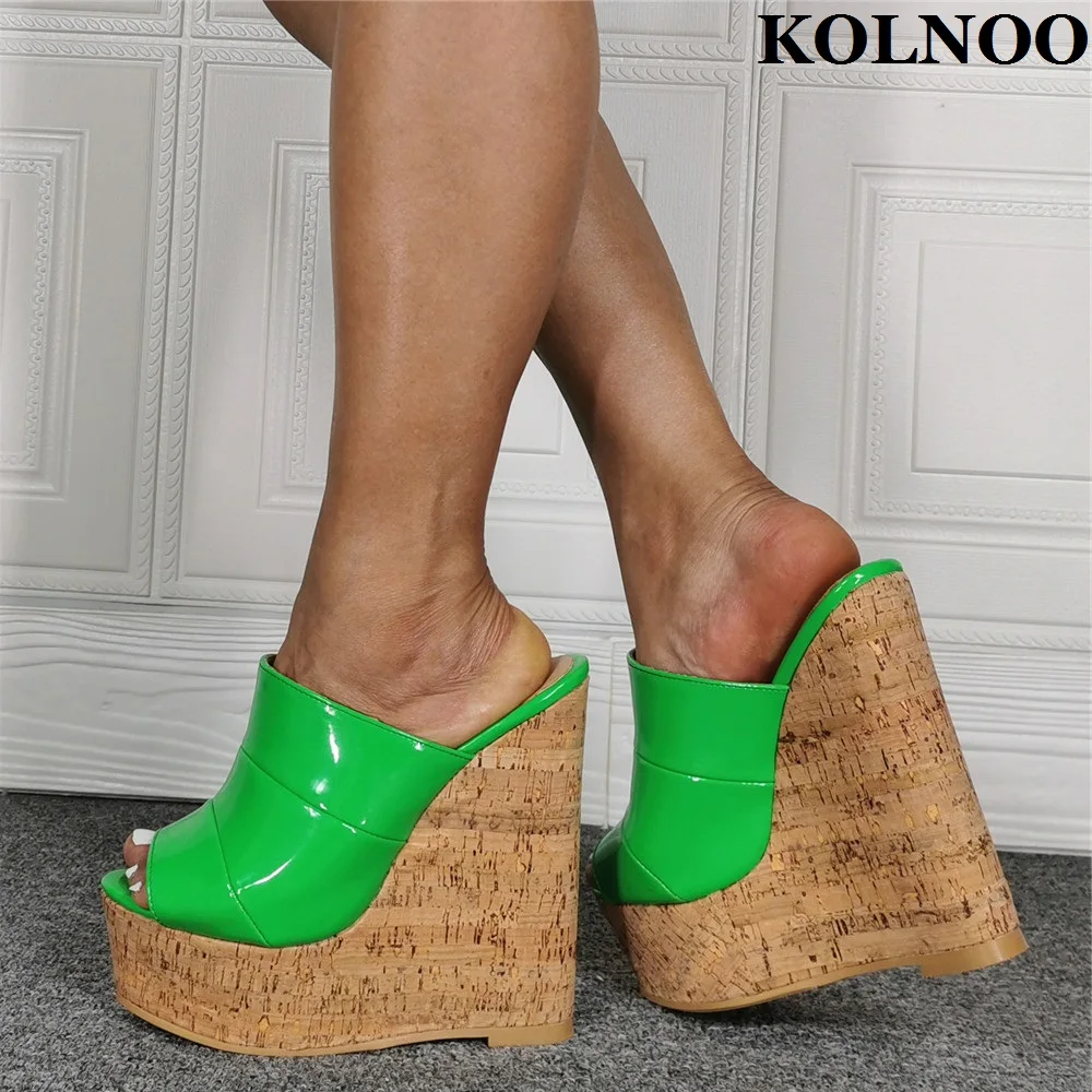 

Kolnoo New Style Handmade Ladies Wedges Heel Slippers Patent Leather Sexy Platform Peep-toe Sandals Evening Club Fashion Shoes