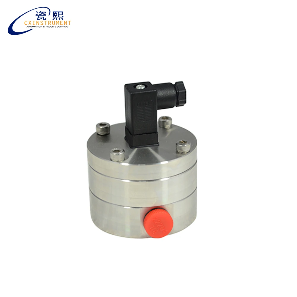

Liquid Flow Meters with 6~600 L/h All stainless steel Material Female thread connection 0.2% Accuracy oval gear flow meter